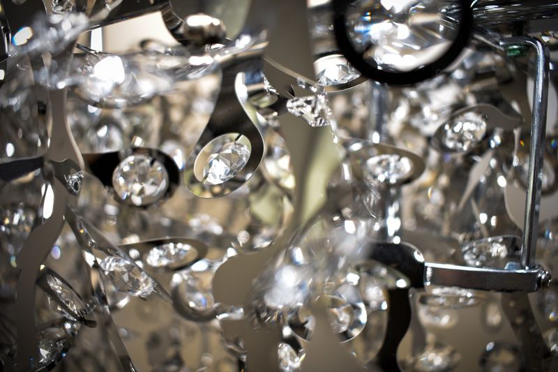 Comet 25' 7 Light Flush Mount in Polished Chrome