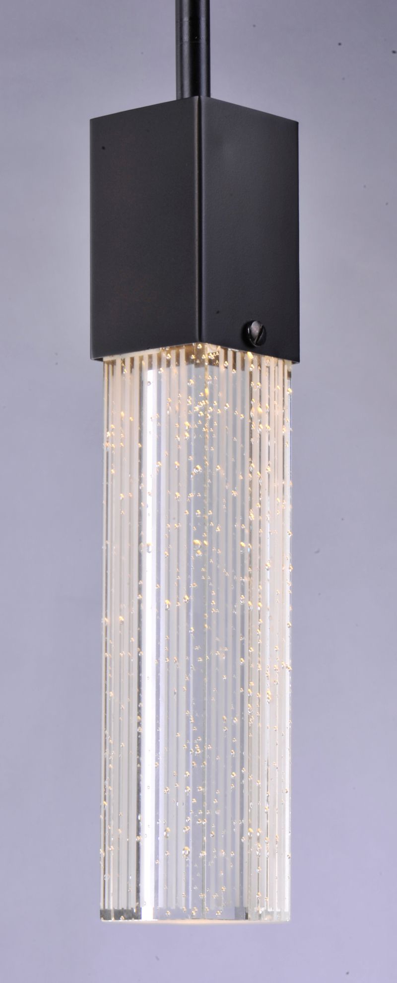 Fizz III 5' 3 Light Linear Pendant in Bronze