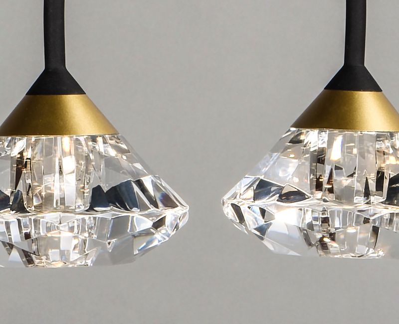 Hope 5.5' 4 Light Linear Pendant in Black and Metallic Gold