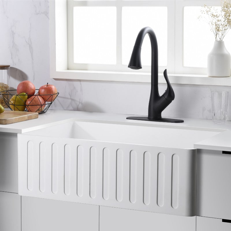 Accent 16.43' Single-Handle Pull-Down Kitchen Faucet in Matte Black