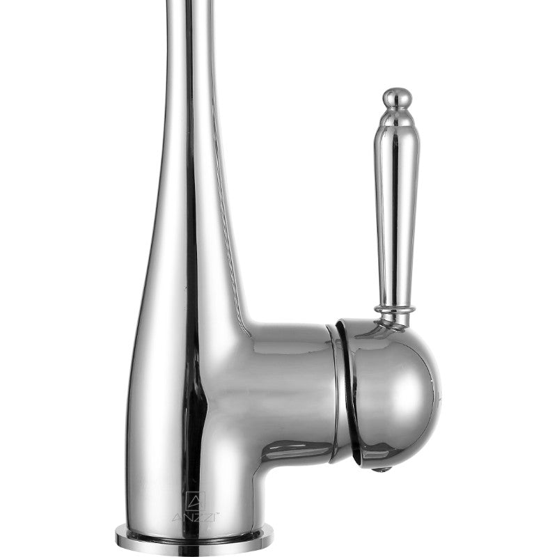 Patriarch Single-Handle Kitchen Faucet in Polished Chrome