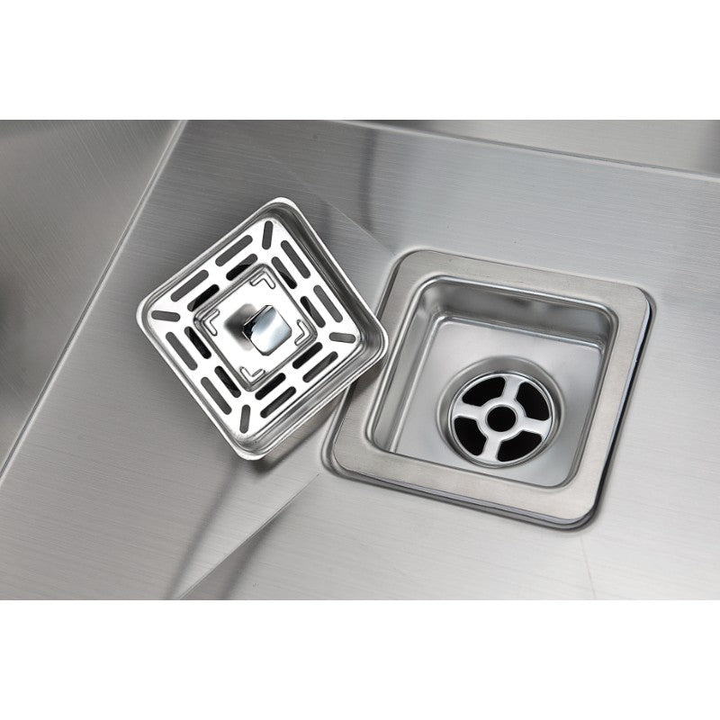 Vanguard 30' Single Basin Undermount Kitchen Sink with Accent Pull-Down Faucet in Brushed Nickel