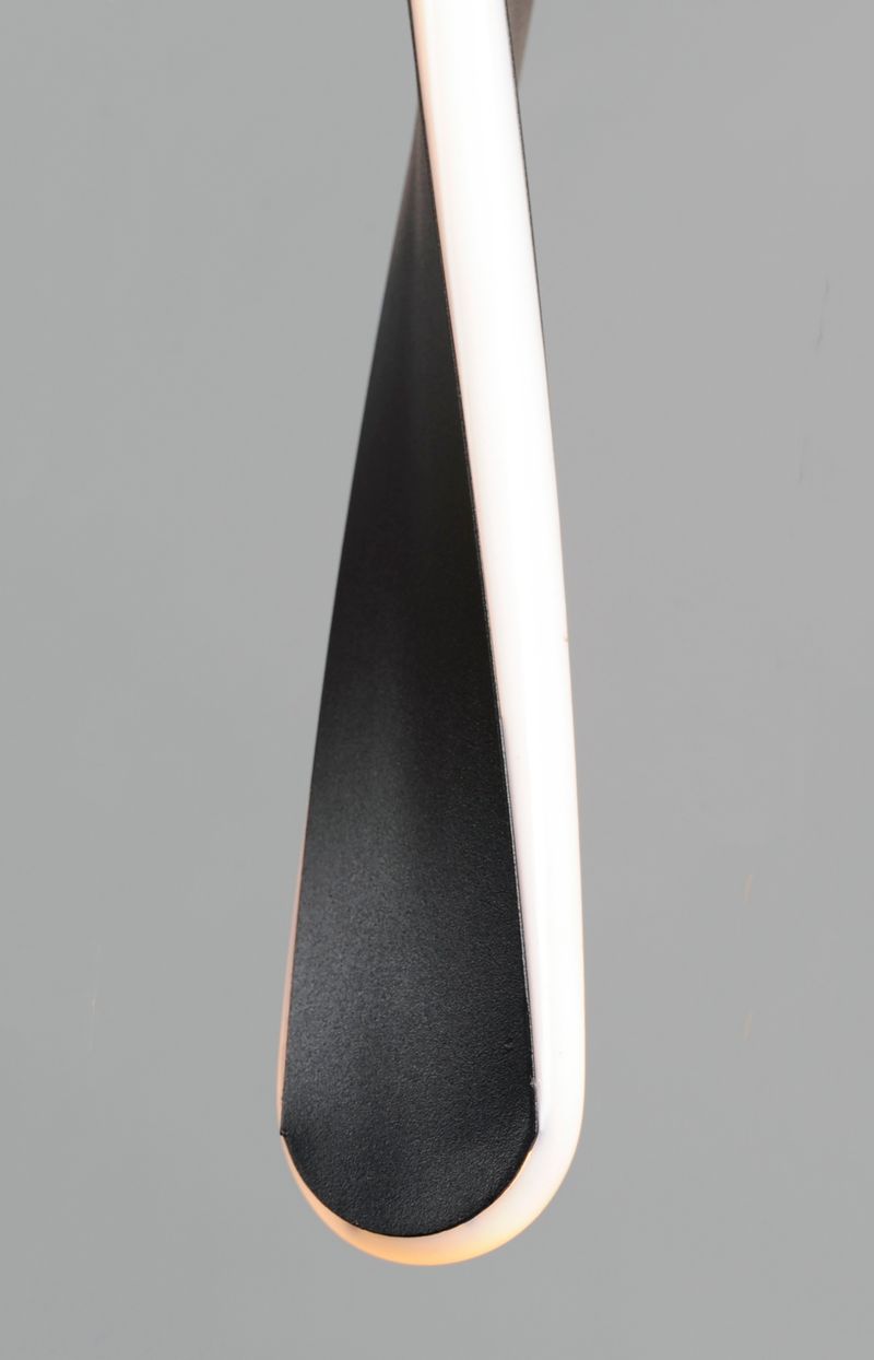 Pirouette 8' Single Light Mini-Pendant in Black