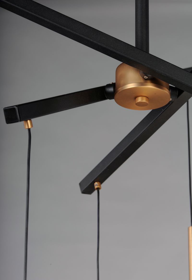 Saucer 28.5' 6 Light Multi-Light Pendant in Black and Gold