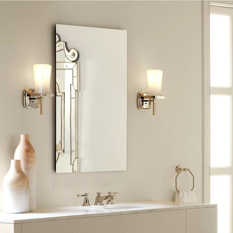 Catalan Mirrored Single Door Medicine Cabinet (24.13' x 36.13' x 4.75')