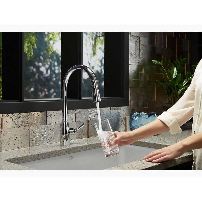 Simplice Pull-Down 16.56' Kitchen Faucet in Polished Chrome