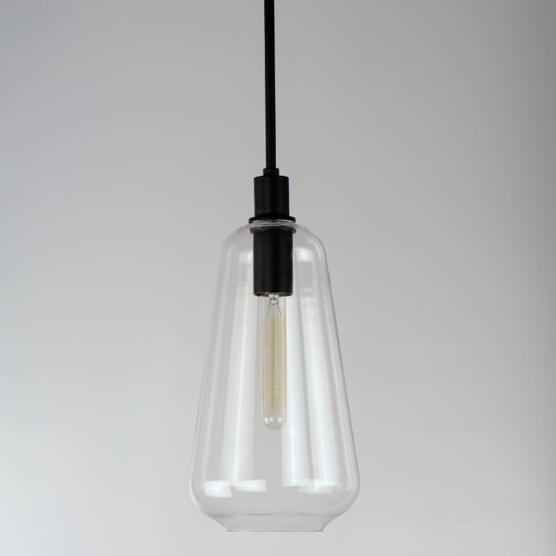 Babylon 7.5' Single Light Suspension Pendant in Black