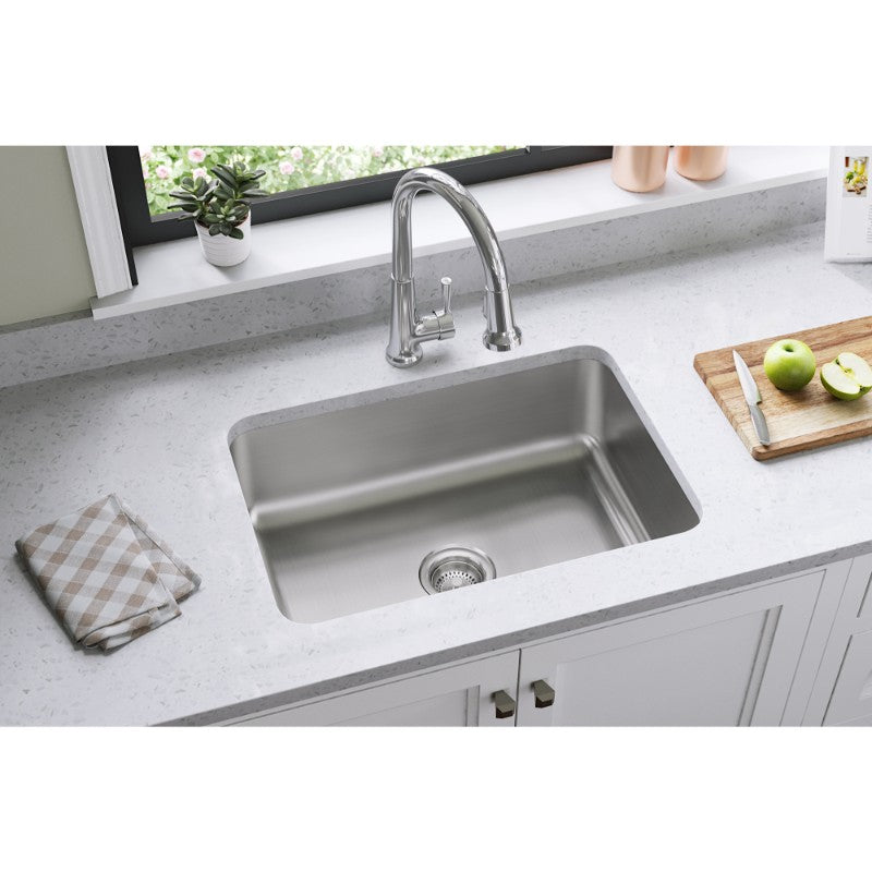 Dayton 22' x 27' x 8' Stainless Steel Single-Basin Dual-Mount Kitchen Sink - 1 Faucet Hole