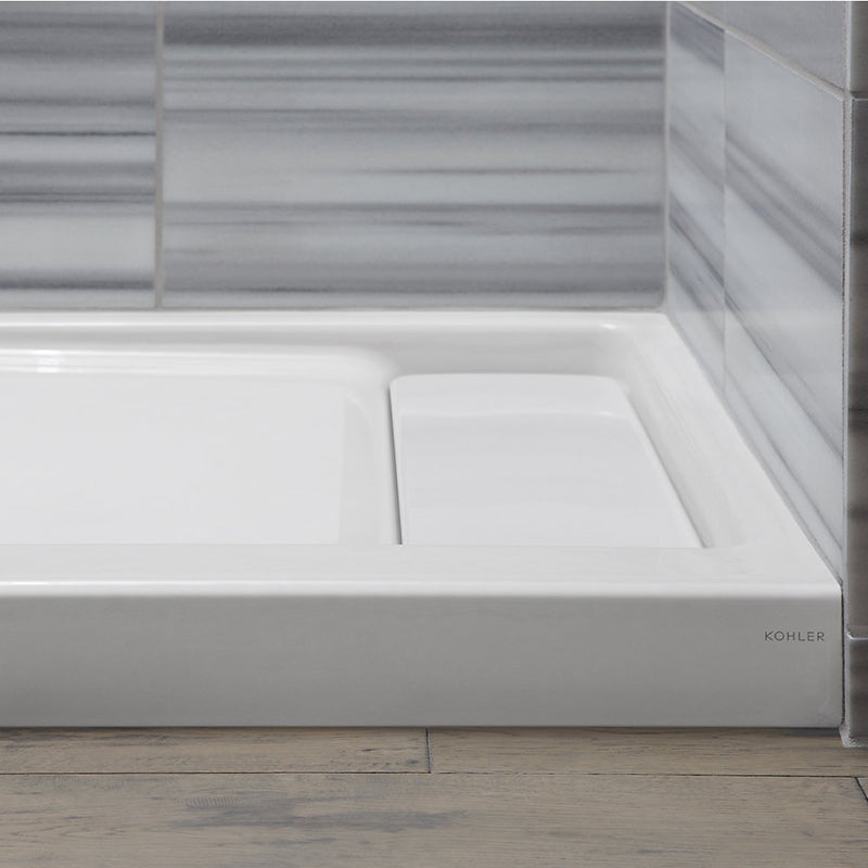 Bellwether 60' x 32' x 4' Enameled Cast Iron Right Drain Shower Base in White