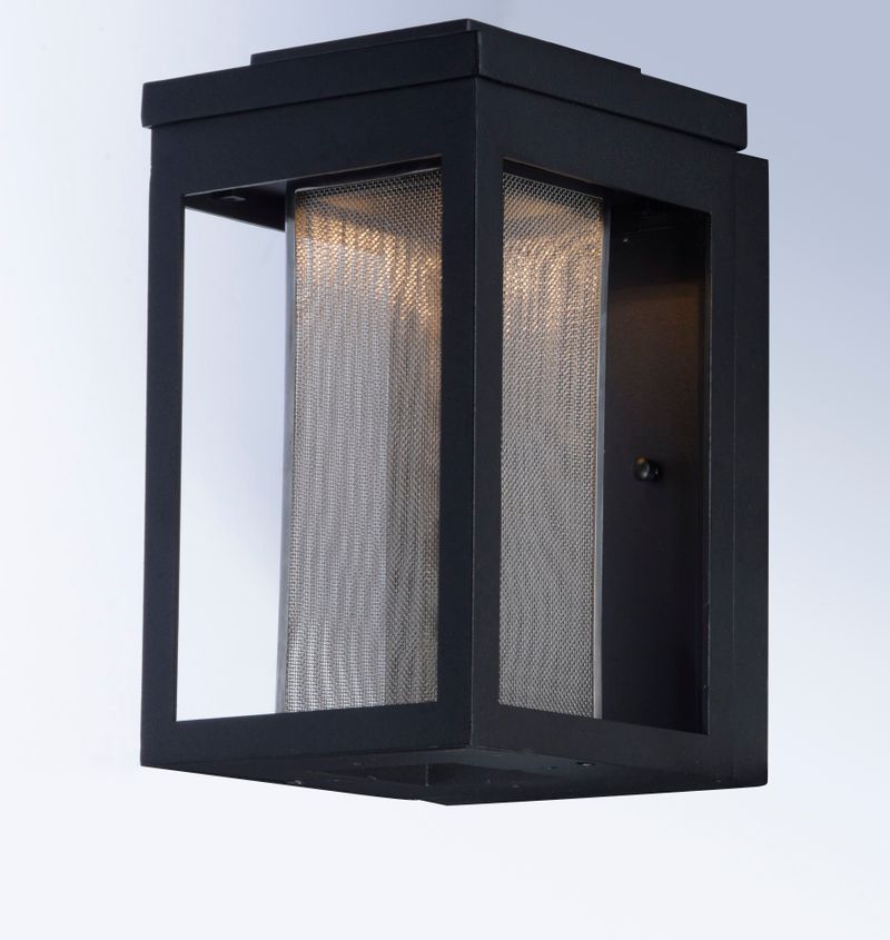Salon 6' x 10' Single Light Outdoor Wall Sconce in Black