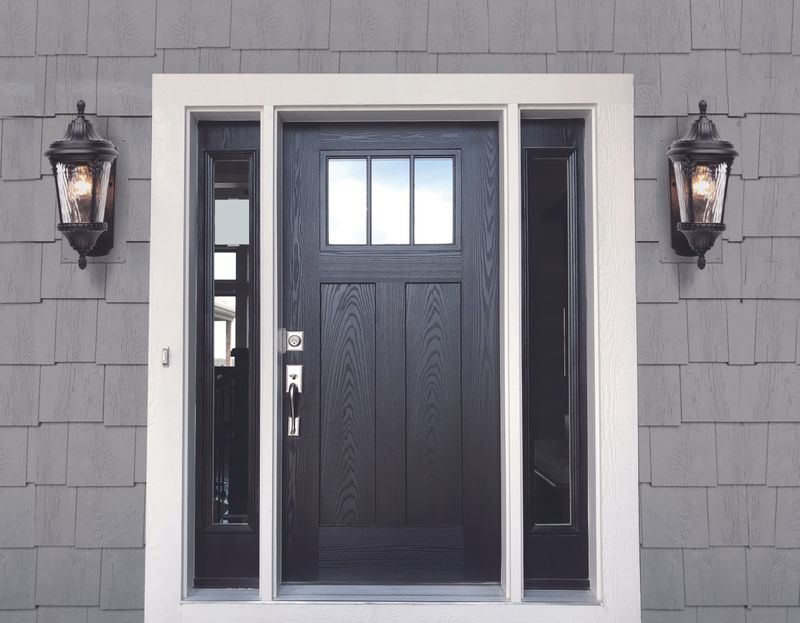 Sentry 7' Single Light Outdoor Wall Sconce in Black
