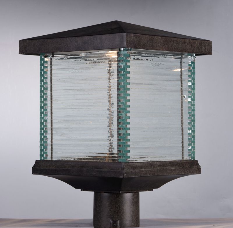 Triumph VX 15' Single Light Lantern in Earth Tone