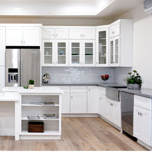 marlwood-white-shaker-10x10-kitchen-cabinets
