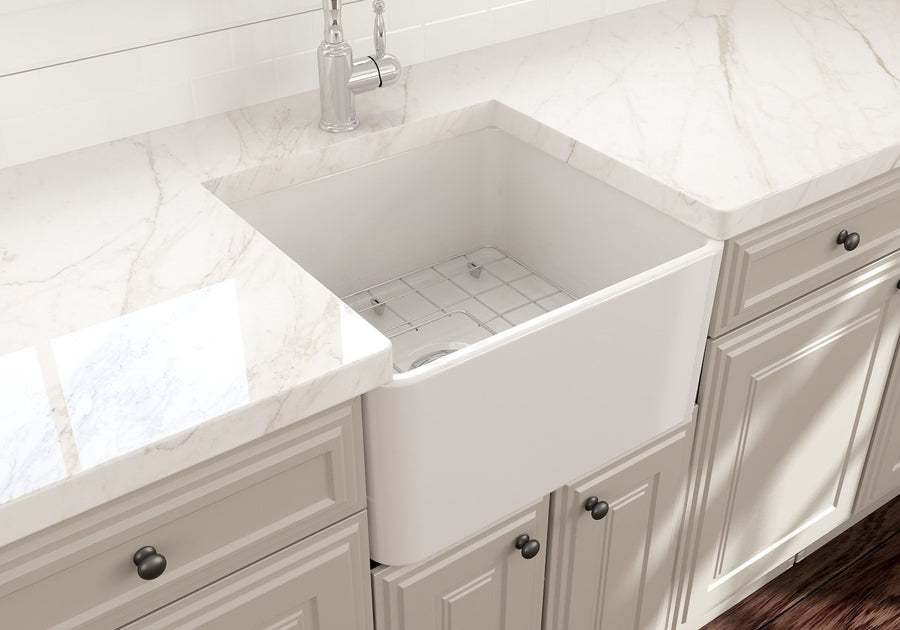 Classico 20' x 18' x 10' Single-Basin Farmhouse Apron Front Kitchen Sink in White
