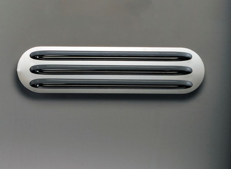 Neon 23.5' 3 Light Vanity Lighting in Polished Chrome