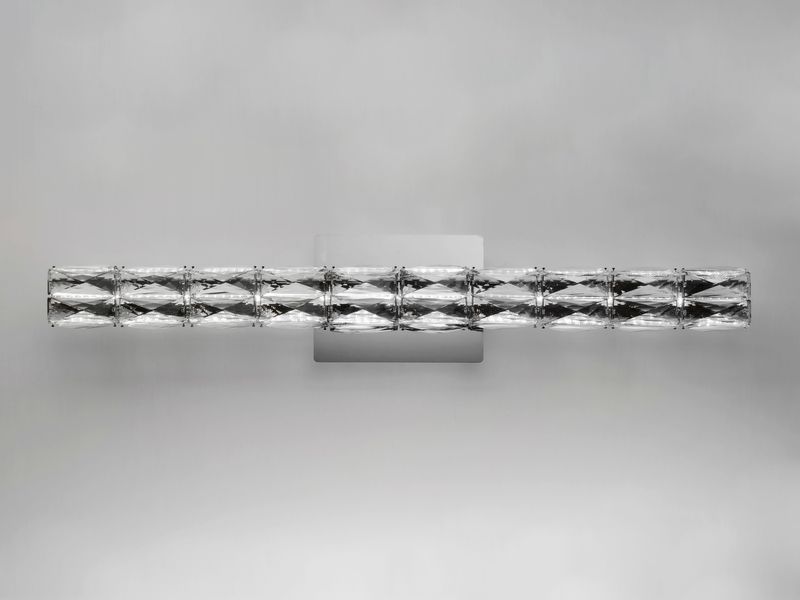 Zephyr 30' Single Light Vanity Lighting in Polished Chrome
