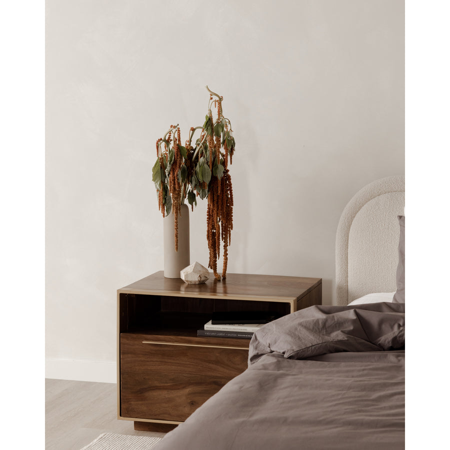 Moe's Home Focus Nightstand in Brown & Brass (22' x 28' x 18') - BZ-1078-20