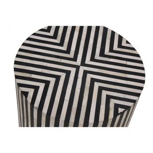 Moe's Home Chameau End Table in Black (18' x 15' x 15') - GZ-1126-02
