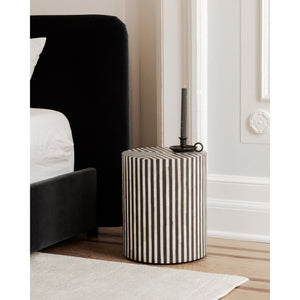 Moe's Home Chameau End Table in Black (18' x 15' x 15') - GZ-1126-02