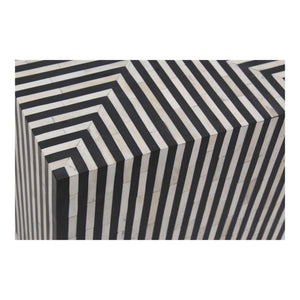 Moe's Home Terning End Table in Multicolor (16' x 18' x 18') - GZ-1149-37