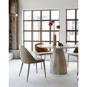 Moe's Home Templo Dining Table in Antique White (30' x 47' x 47') - JK-1010-18