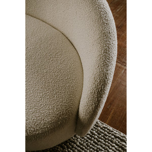 Moe's Home Excelsior Sofa in White (31.5' x 82.25' x 41.5') - JM-1009-05