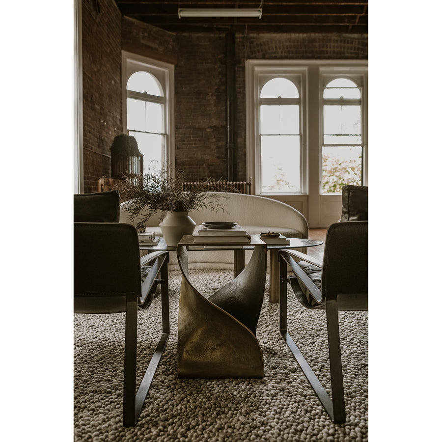 Moe's Home Twist Accent Table in Brass (22' x 14' x 14') - QK-1008-01