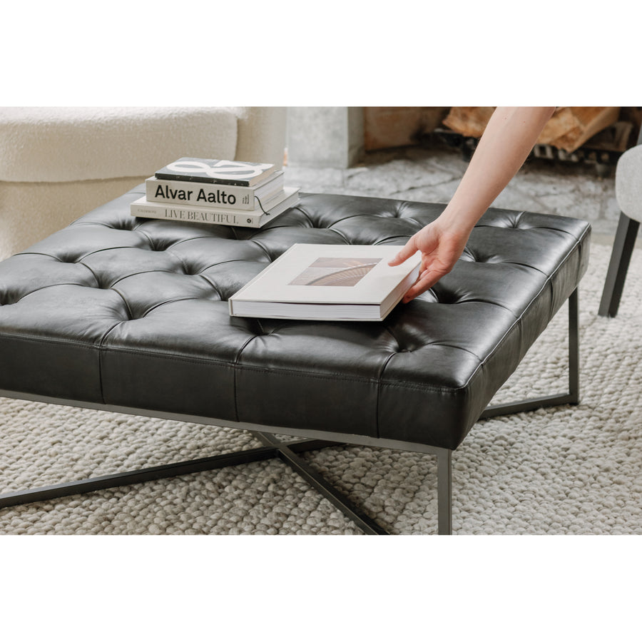 Moe's Home Thad Coffee Table in Black (16' x 40' x 40') - QN-1029-02