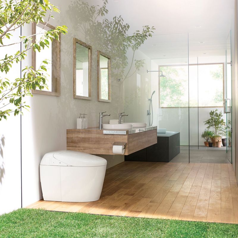 Toto Neorest RH One Piece Toilet with Integrated Bidet Seat