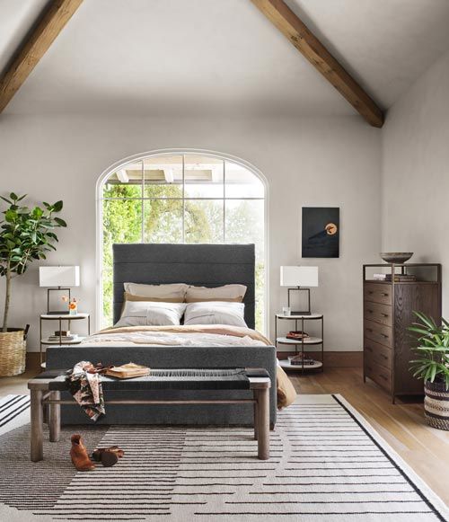 area rug in a guest bedroom