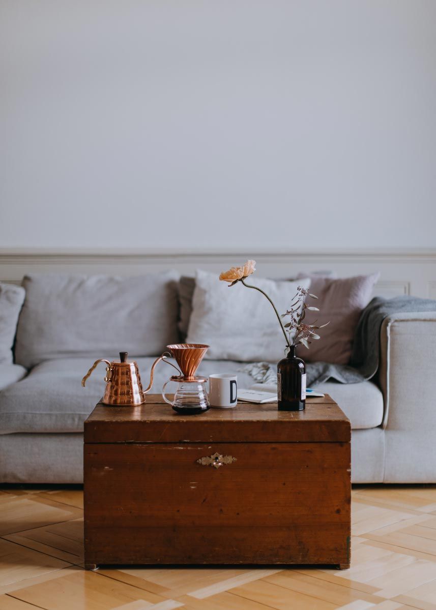 repurposed cottage style coffee table