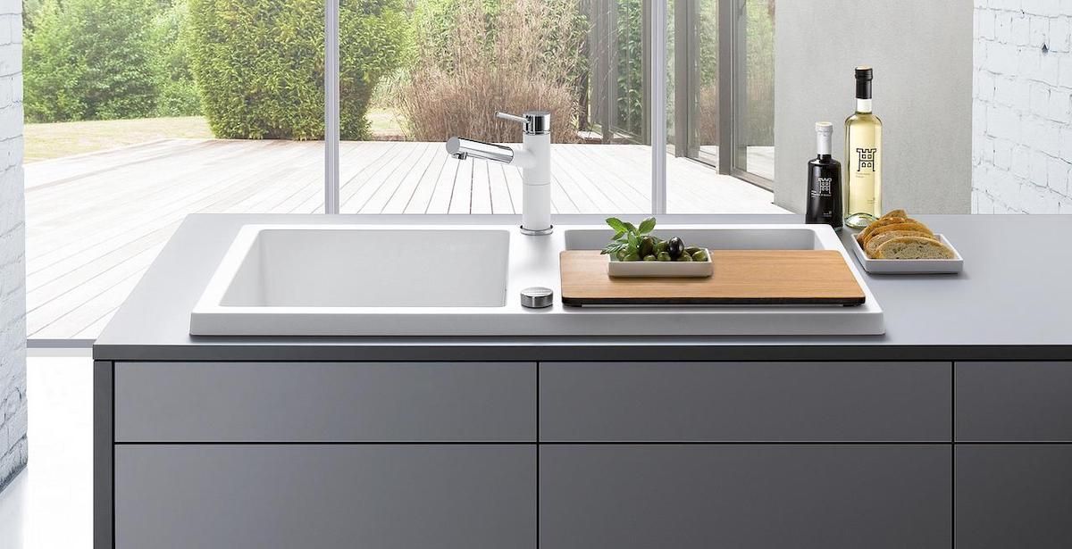 minimalist-kitchen-sink