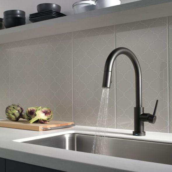Delta  Trinsic Pull-Down Kitchen Faucet in Matte Black with Touch and Voice Control