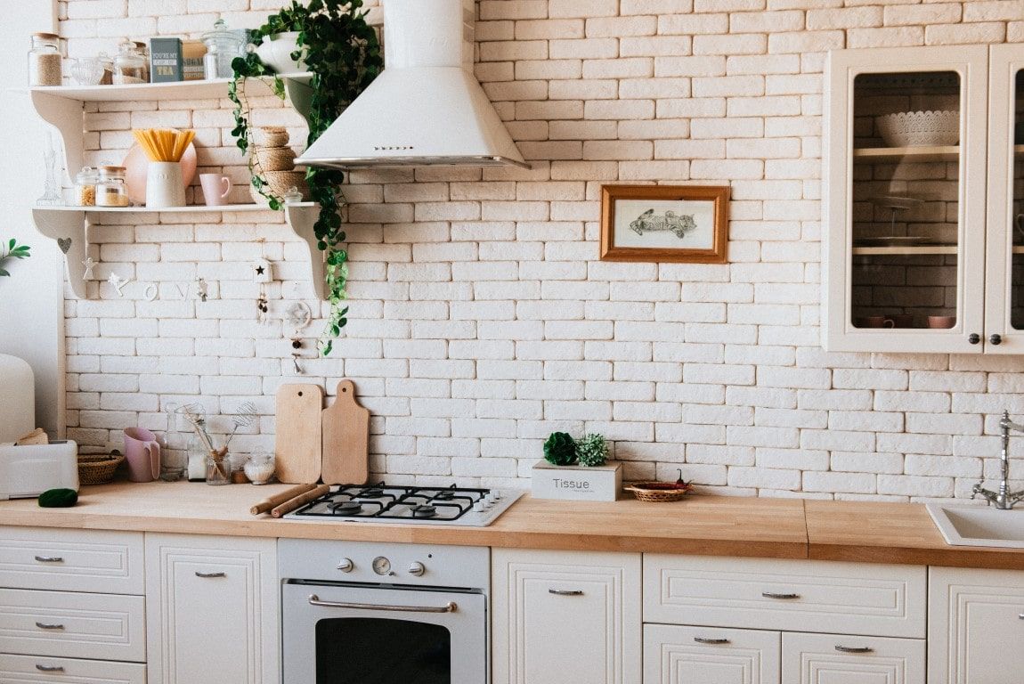 Traditional farmhouse kitchen