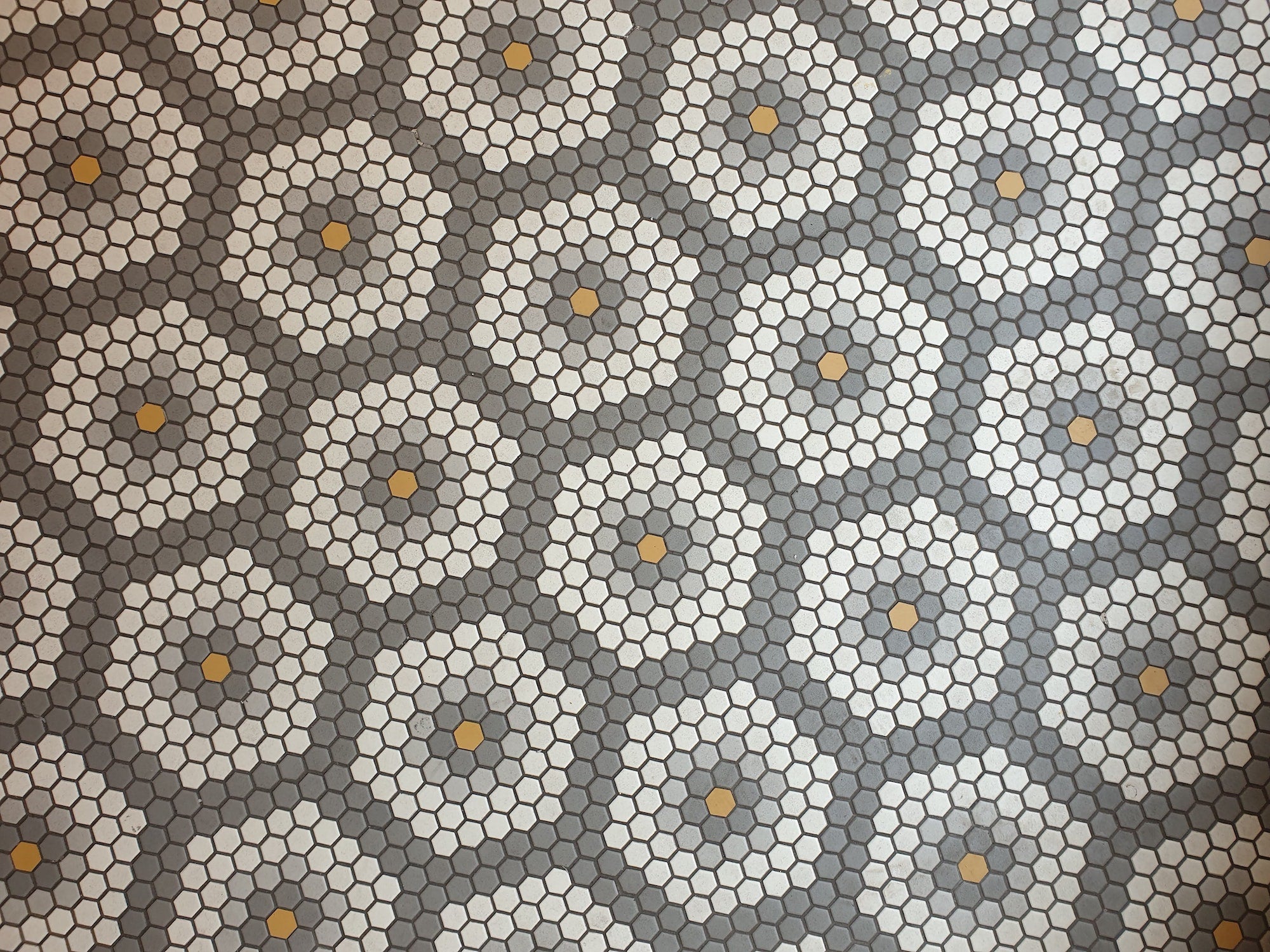 What S Trending Styling With Hexagon Tile Patterns Vevano
