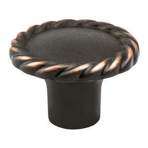 1.38' Wide Traditional Round Knob in Verona Bronze from Maestro Collection