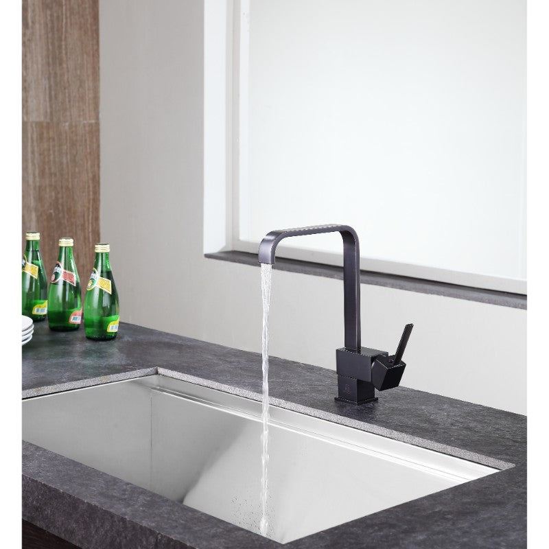 Sabre Single-Handle Kitchen Faucet in Oil Rubbed Bronze