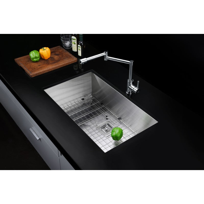 Vanguard 30' Single Basin Undermount Kitchen Sink in Brushed Satin