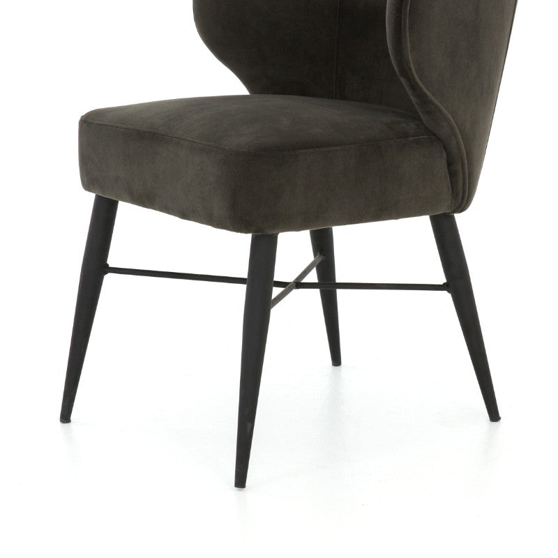 Arianna Dining Chair in Bella Smoke (22' x 24.5' x 31.5')