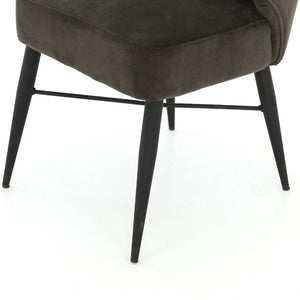 Arianna Dining Chair in Bella Smoke (22' x 24.5' x 31.5')