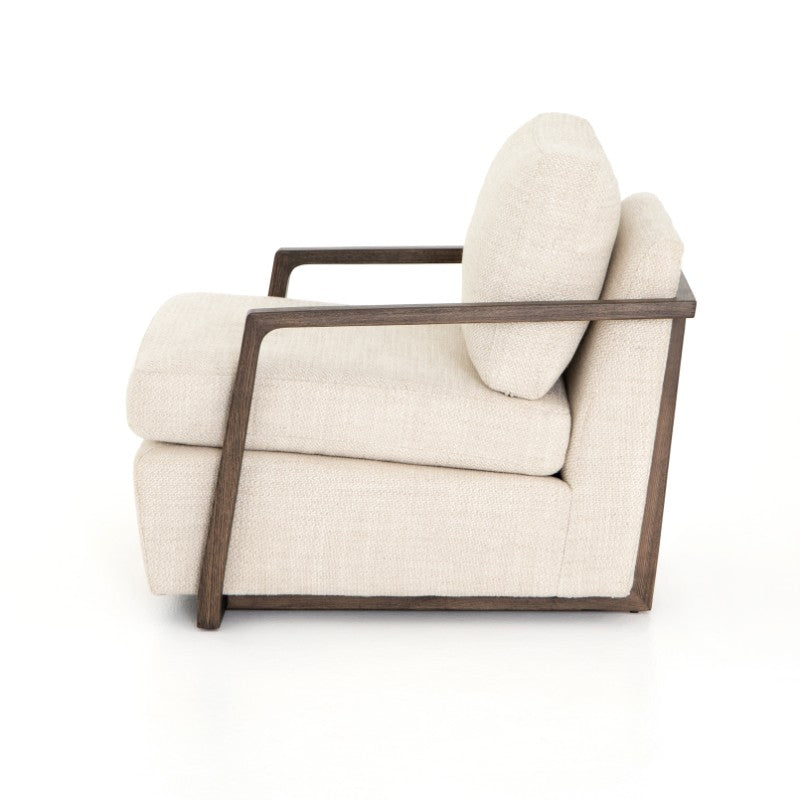 Jesse Chair in Sienna Brown (31' x 38' x 31')