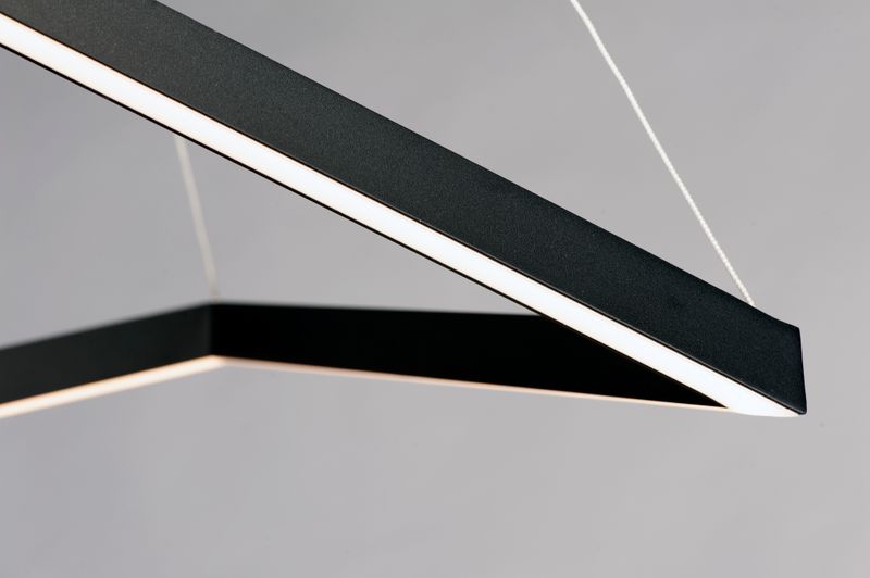 Stealth 33' Single Light Linear Pendant in Black