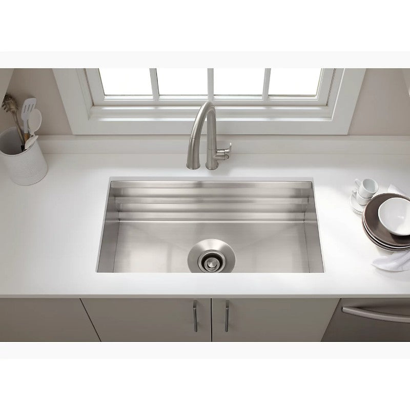 Prolific 17.75' x 29' x 10.94' Stainless Steel Single Basin Undermount Kitchen Sink