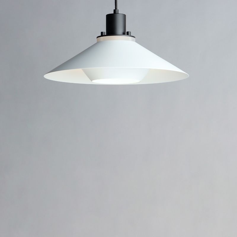 Oslo 15.75' Single Light Suspension Pendant in Black and White