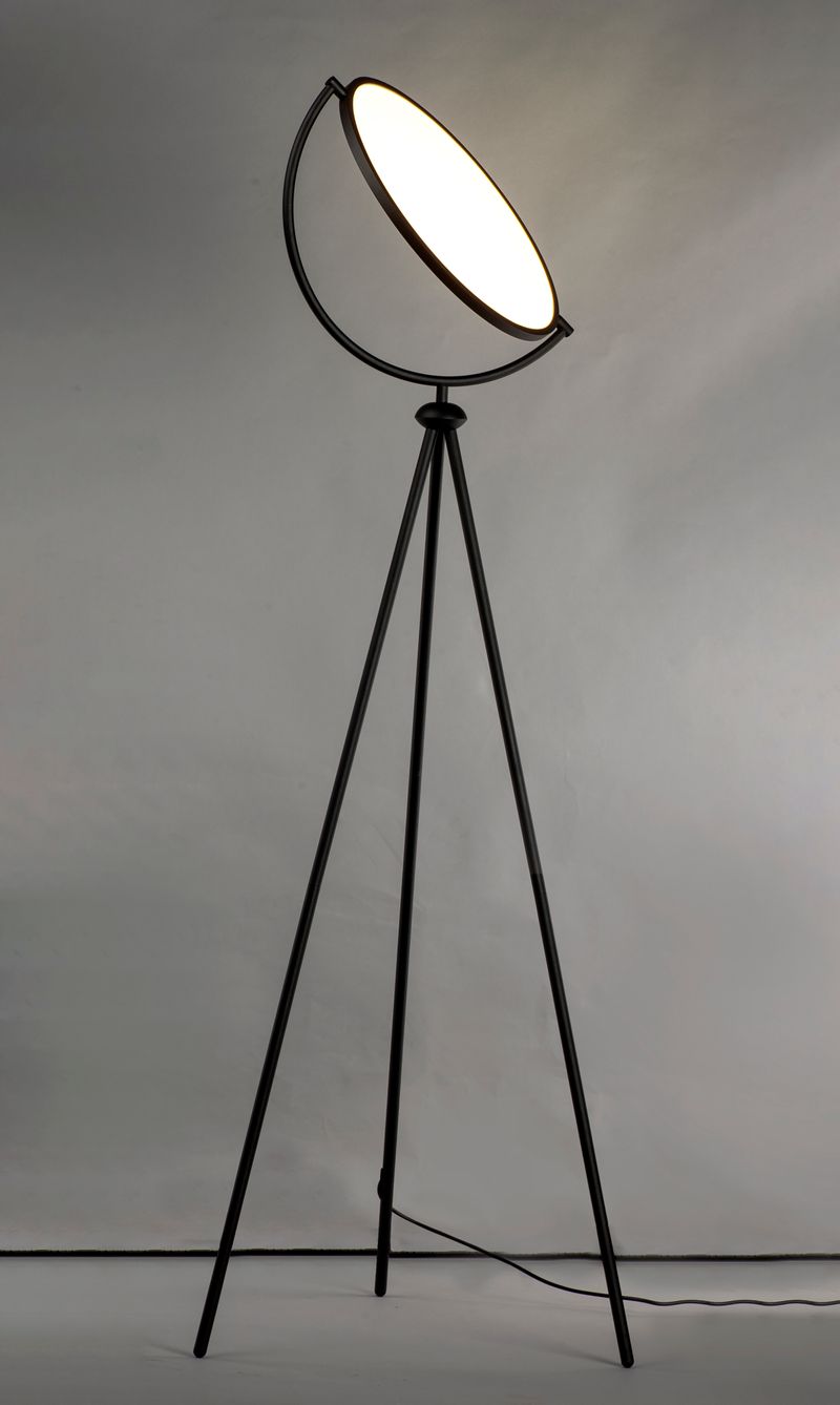 Paddle 68' Floor Lamp in Black