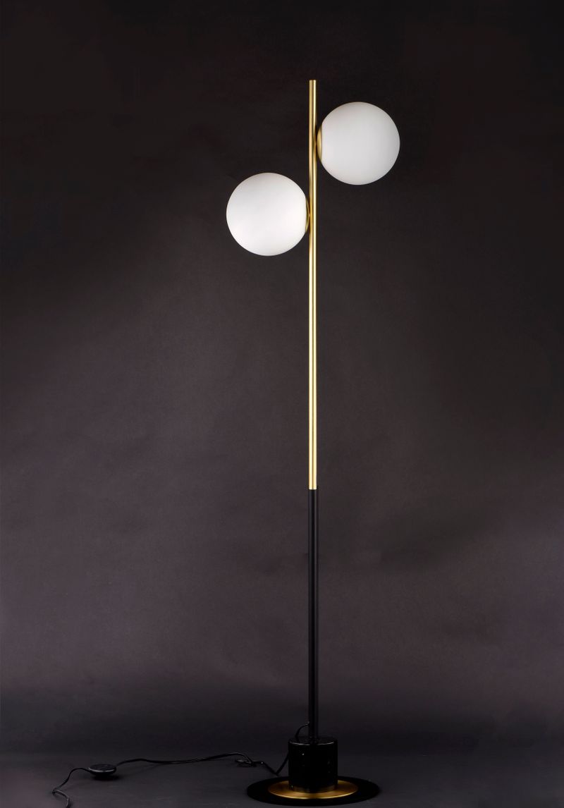 Vesper 69' Floor Lamp in Black and Satin Brass
