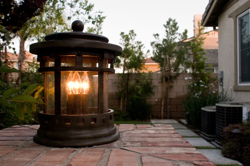 Santa Barbara VX 15' Sienna Outdoor Deck Lantern