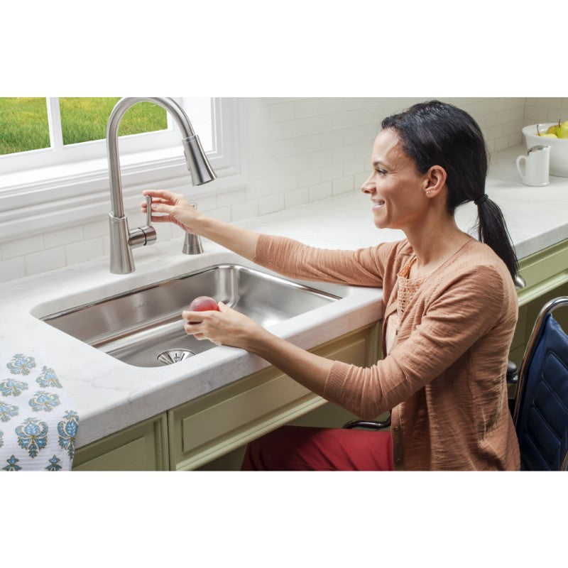 Lustertone Classic 18.25' x 23.5' x 4.38' Stainless Steel Single-Basin Undermount Kitchen Sink