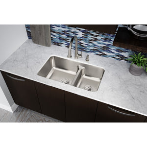 Lustertone Classic 18.5' x 32.06' x 9' Stainless Steel Double-Basin Undermount Kitchen Sink