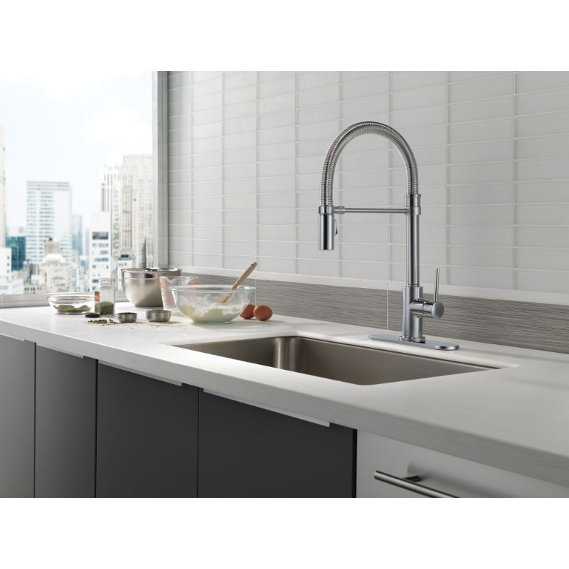 Trinsic Pre-Rinse Kitchen Faucet in Arctic Stainless